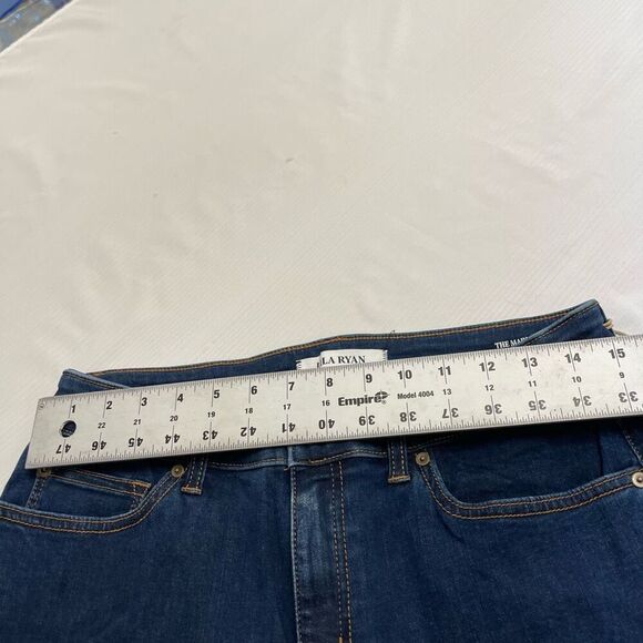 NWT Lila Ryan The Marlee Mid Rise Curvy Boot Cut Grace Denim Jeans Size 30 - Picture 2 of 9